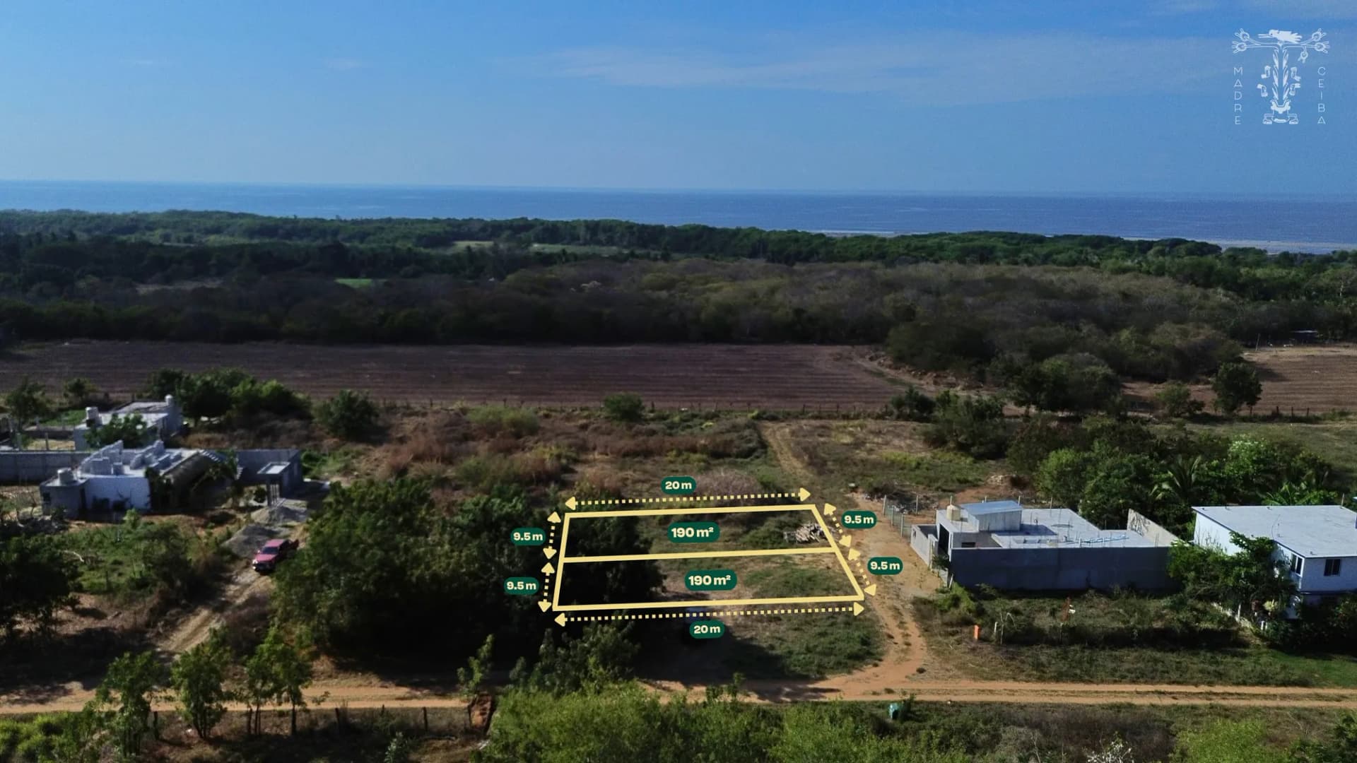 Land in Barra de Navidad