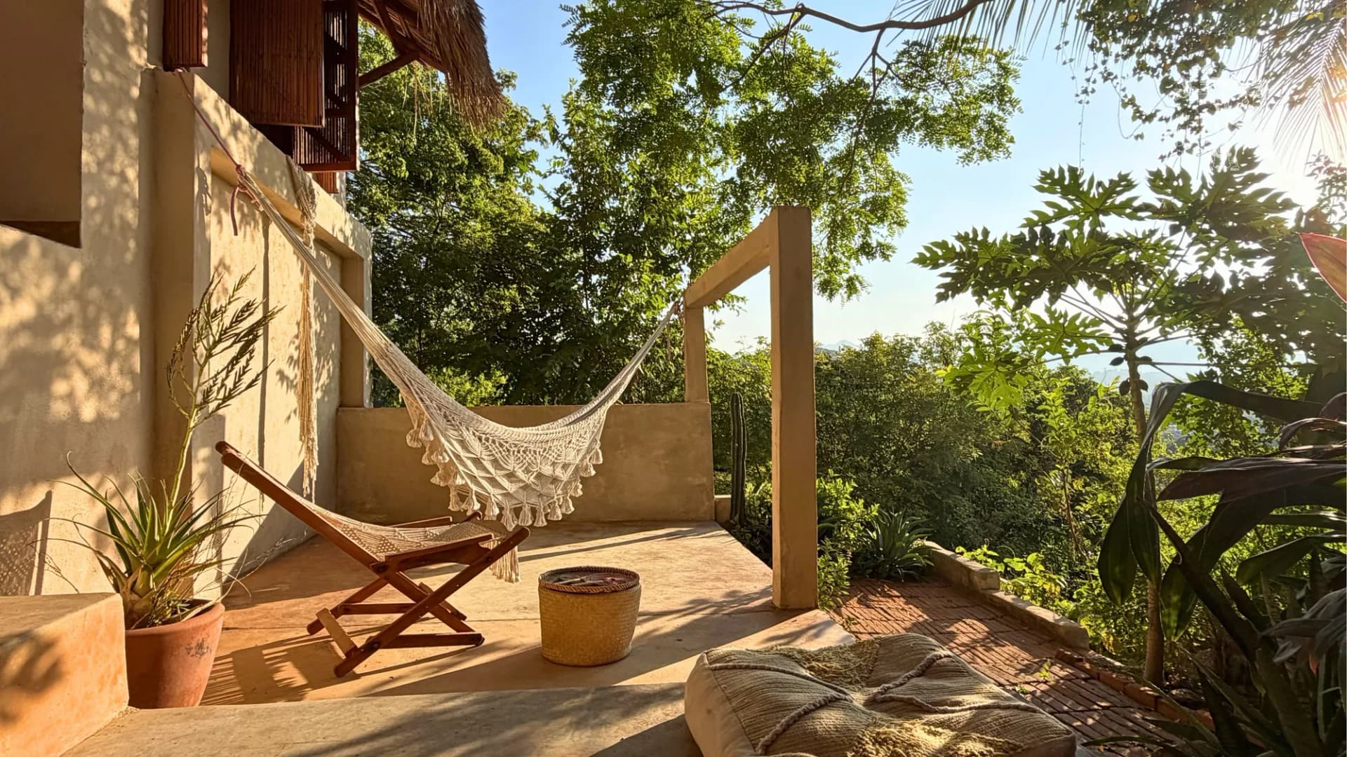 Multifamily Property with Panoramic Views in Col. Aeropuerto, Puerto Escondido - 3