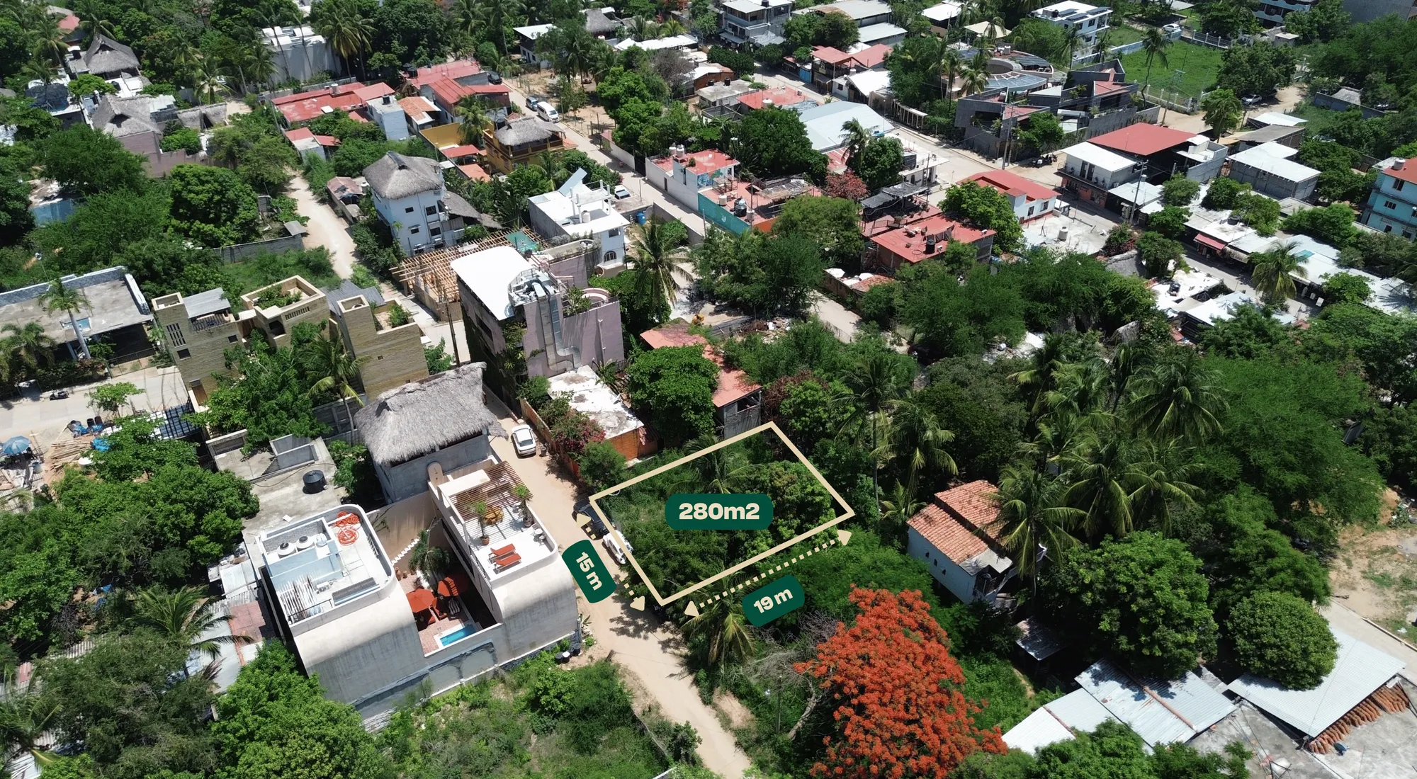 Terreno en PUNTA ZICATELA a 1 calle de av. principal - 3