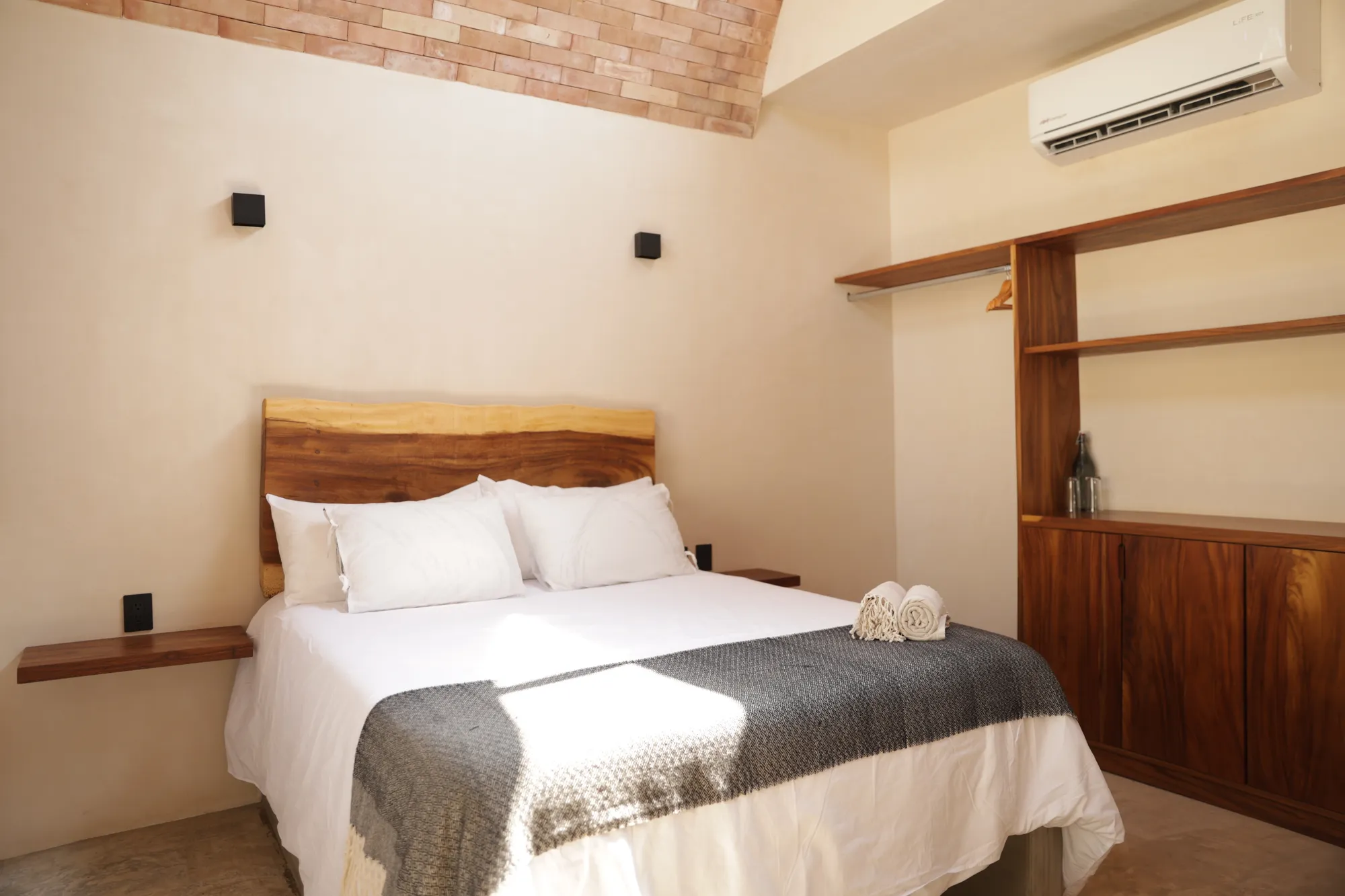 Casitas LAAN - 2